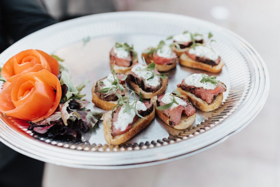 Cocktail Hour, Hors D